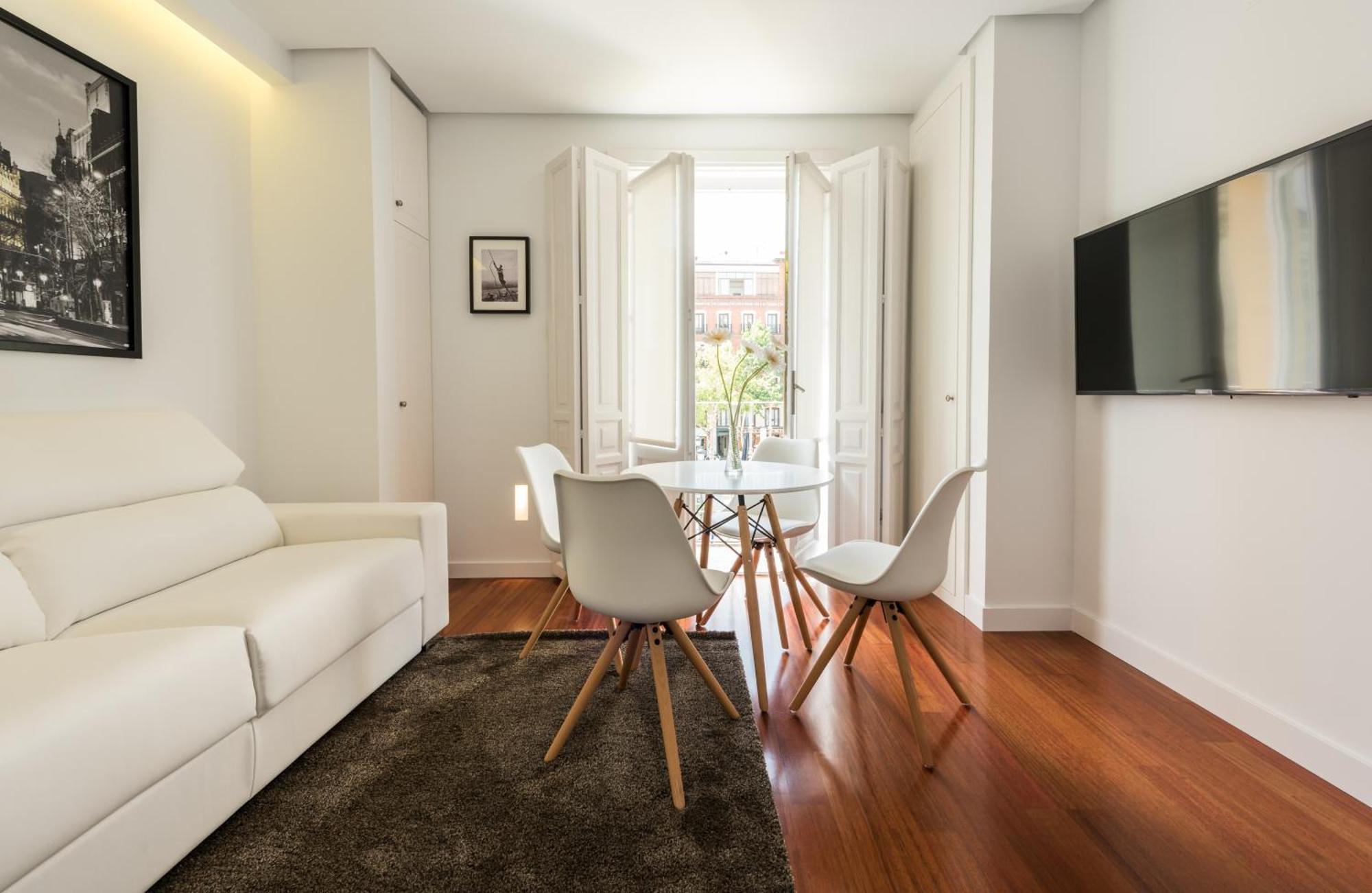 Santa Ana Plaza Apartment Madrid Ruang foto