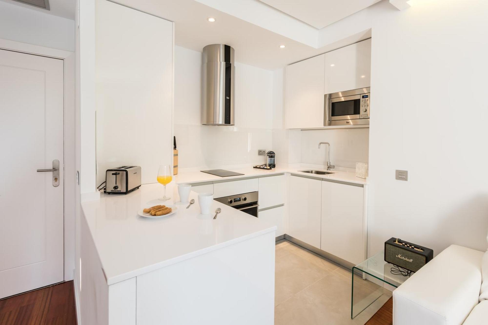 Santa Ana Plaza Apartment Madrid Ruang foto