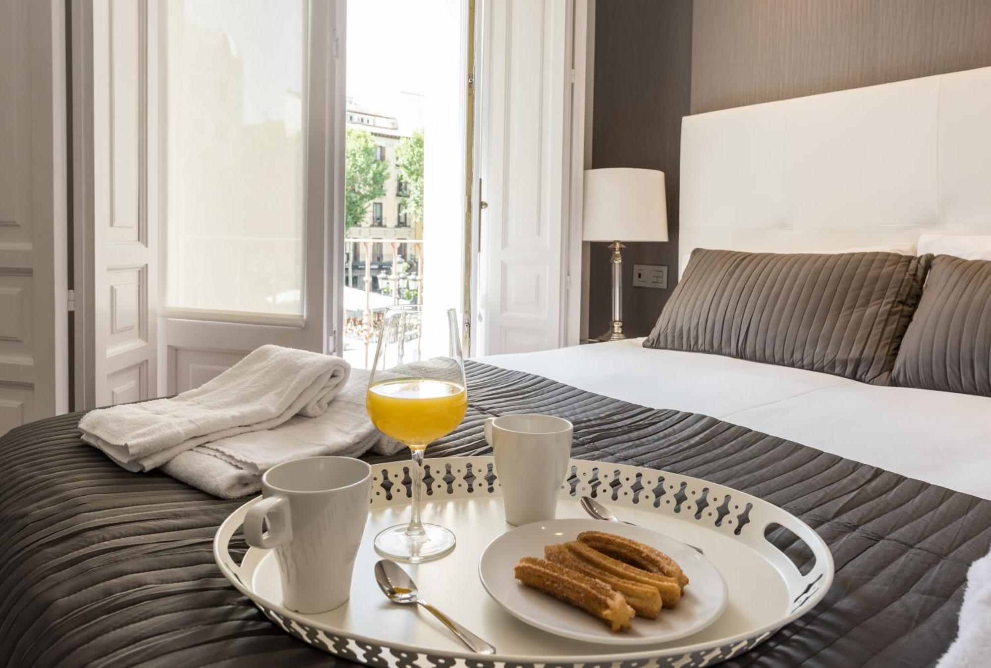 Santa Ana Plaza Apartment Madrid Ruang foto